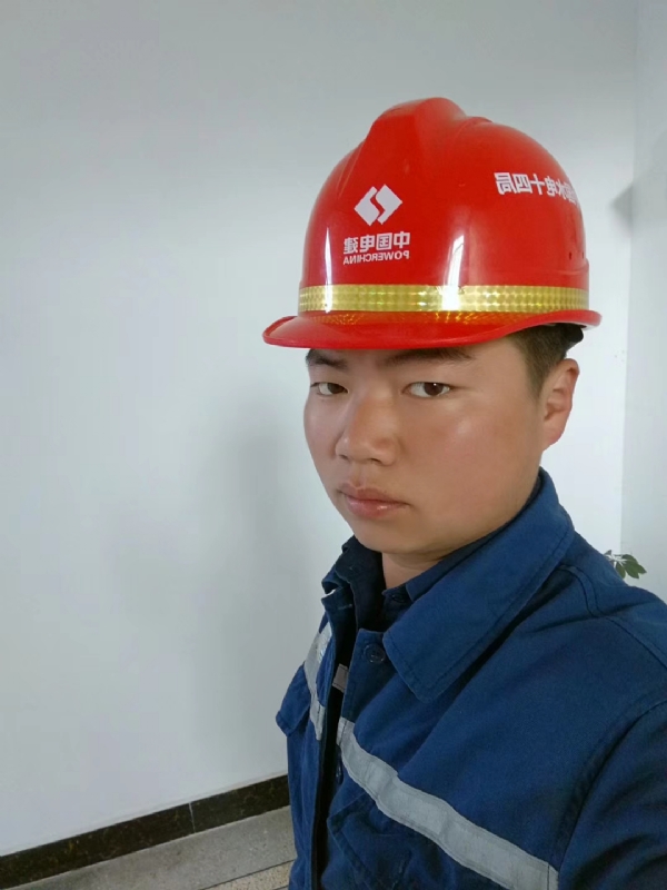 小公牛的第一张照片--云南认干亲服务网