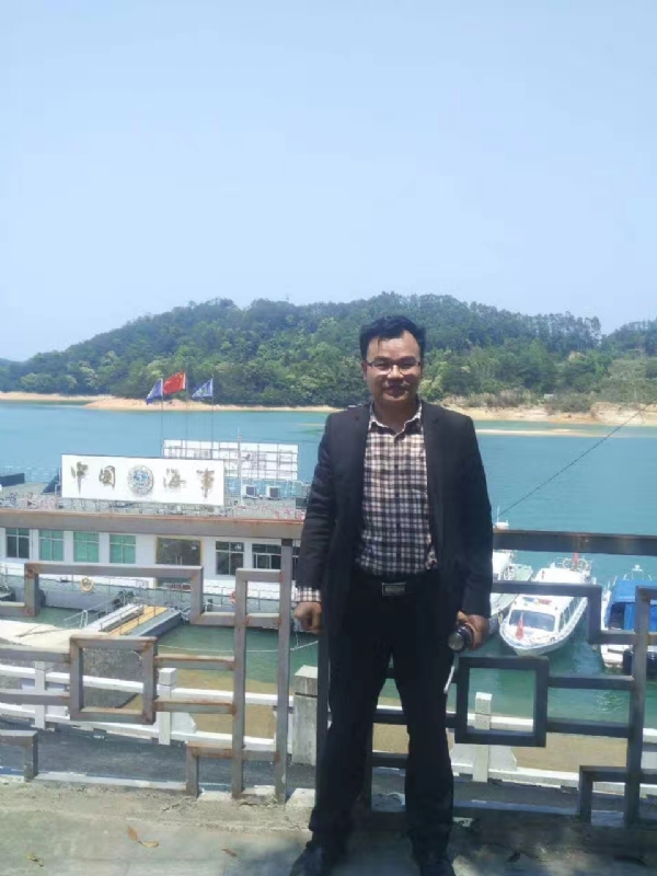 三哥的第一张照片--云南认干亲服务网