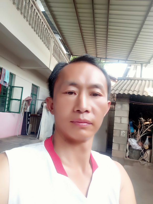 白鸽的第一张照片--云南认干亲服务网