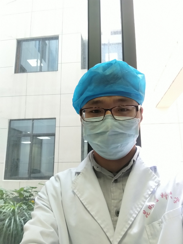 口腔小医生的第一张照片--云南认干亲服务网