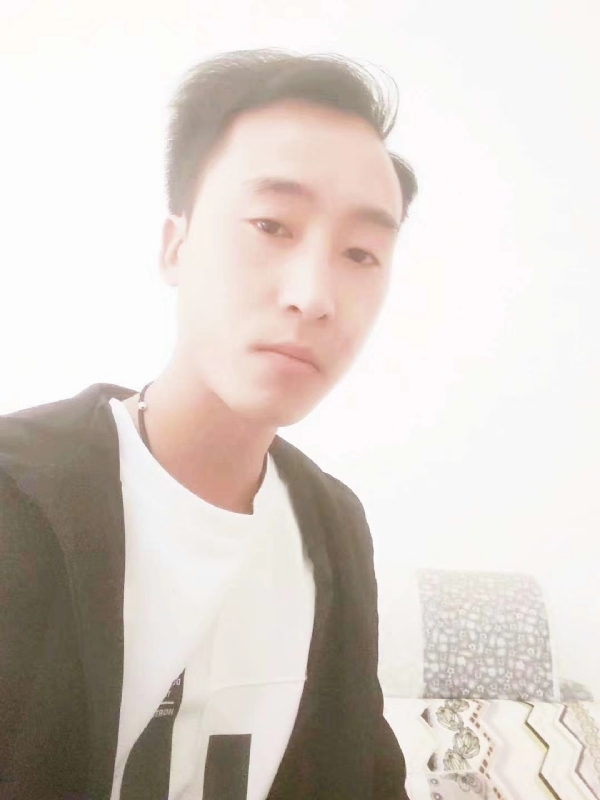 萧艺的第一张照片--云南认干亲服务网