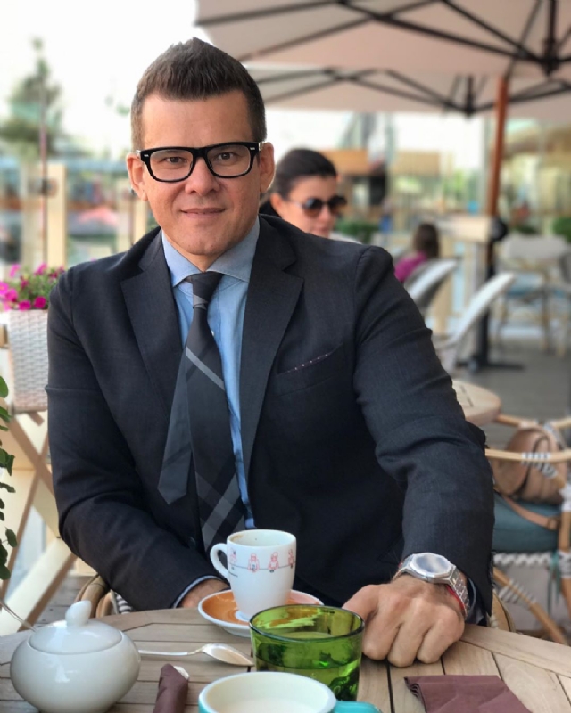 owen的第三张照片--云南认干亲服务网