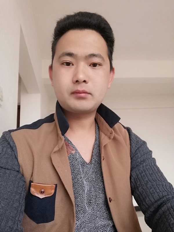 挖哥的第一张照片--云南认干亲服务网