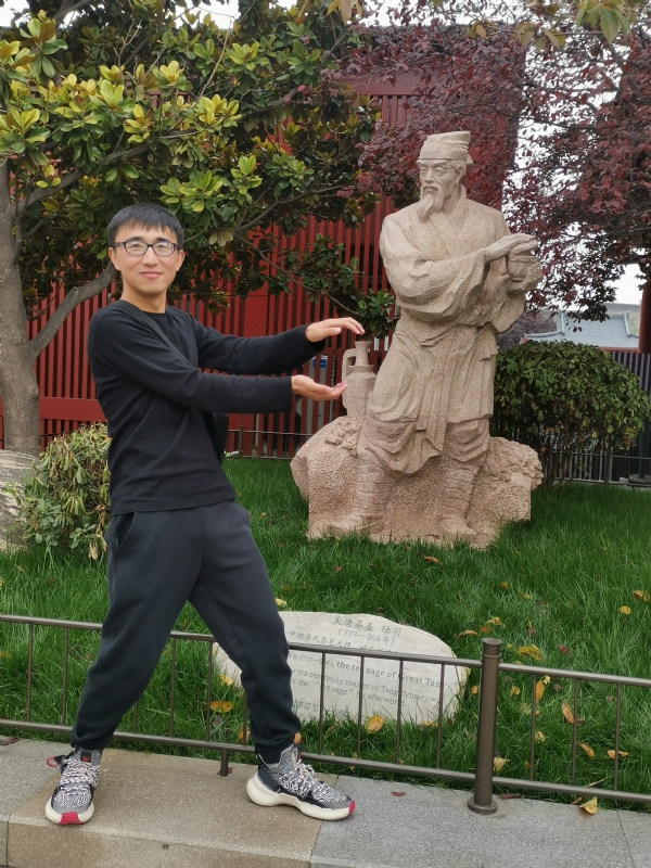 蜗牛壳的第二张照片--云南认干亲服务网