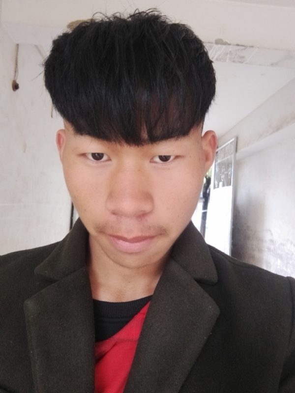 少年不在少的第一张照片--云南认干亲服务网