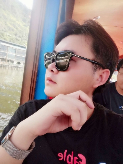 曲生的第二张照片--云南认干亲服务网