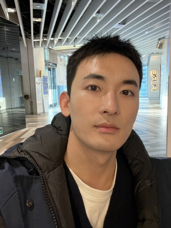 請叫先生的第一张照片--云南认干亲服务网