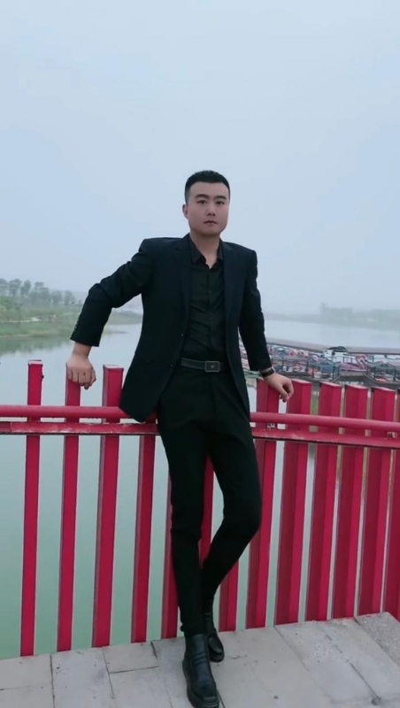 Albert的第一张照片--云南认干亲服务网