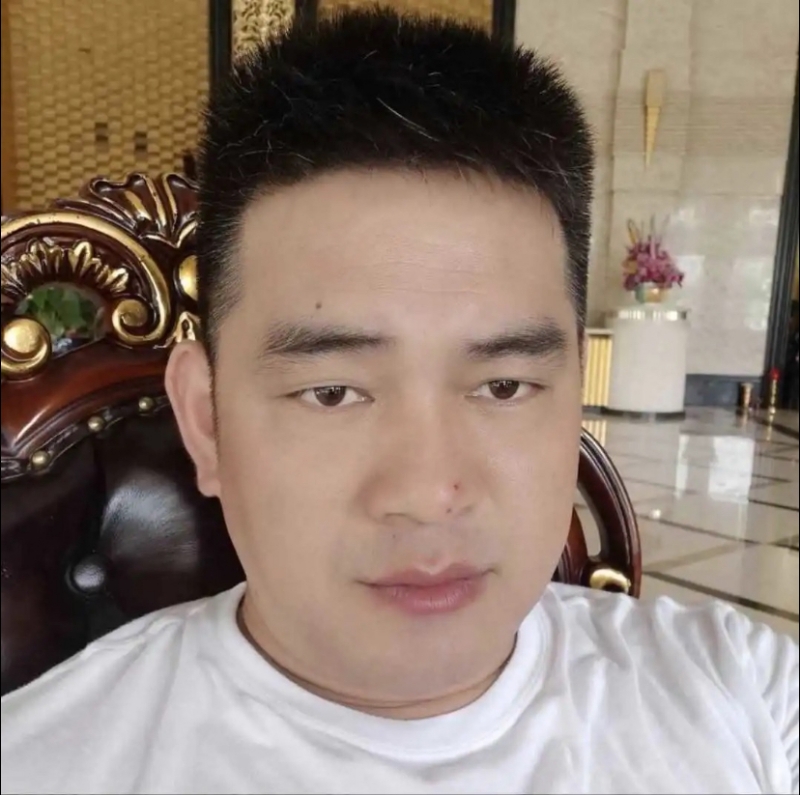 随风的第一张照片--云南认干亲服务网